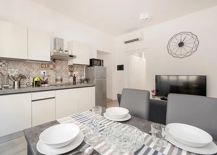 Easystayrome Modern Free Wifi Metro Appartement